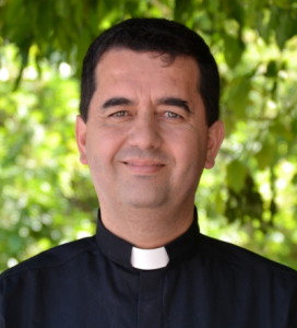 Padre-Cristián-Roncagliolo