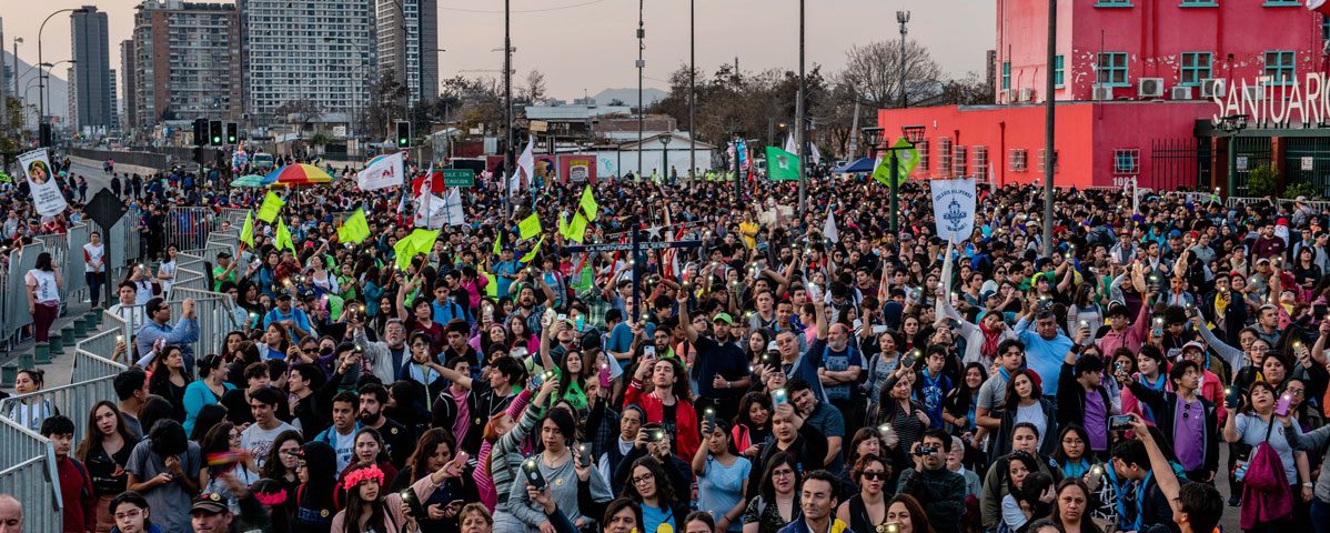 Veinte mil jóvenes peregrinaron hasta el santuario de san Alberto Hurtado