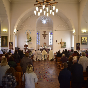 Parroquias, transformarse para evangelizar